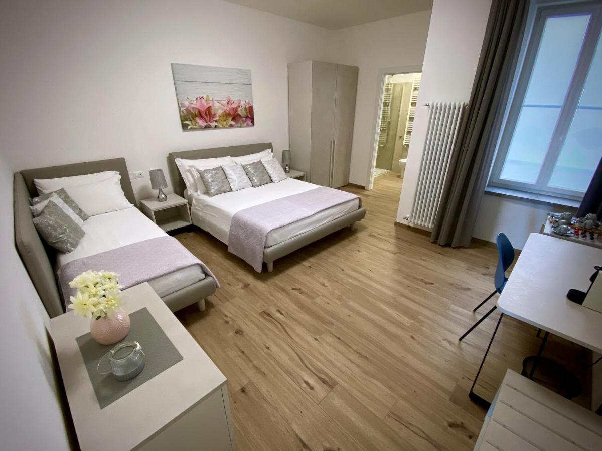 Five Flowers Guest House Terst Exteriér fotografie